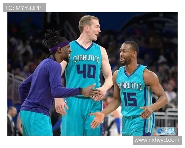 黄蜂与魔术季前赛直播精彩对决全程回顾与分析